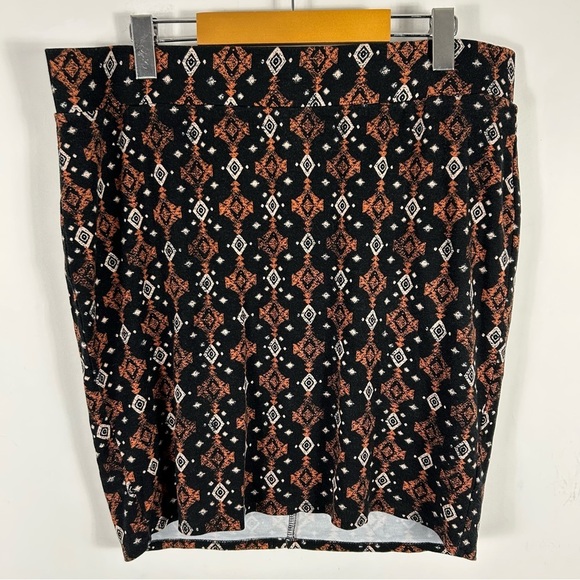 Torrid Stylish Black and Orange Patterned Skirt 1X - Picture 1 of 8